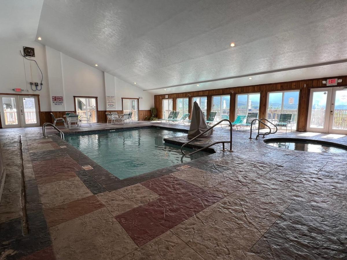 Deer Ridge Mountain Resort E308 蓋特林堡 外观 照片